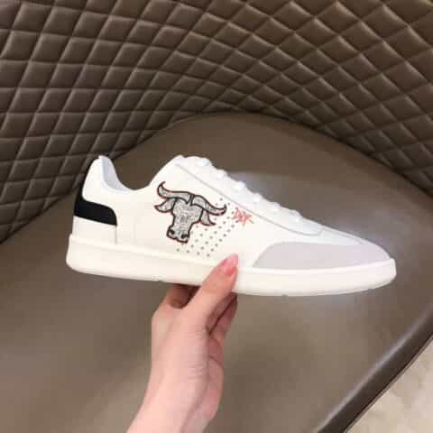 DIOR迪奥   2021牛年限定款标志刺绣和牛头印花B01 运动鞋