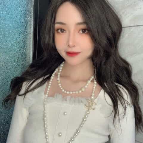 新款 CHANEL香奈儿双c珍珠项链毛衣链
