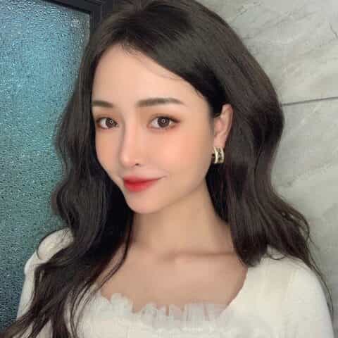 20新款CHANEL香奈儿金色字母镂空耳钉耳环