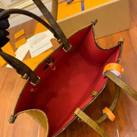 Louis Vuitton LV Onthego大花托特包 M44576 M45039