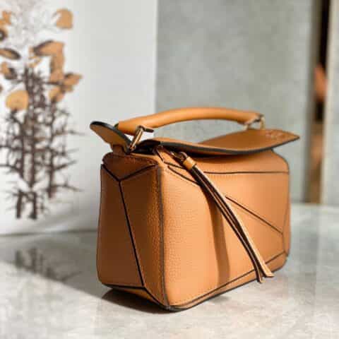 LOEWE罗意威 Mini Puzzle bag几何包 0338焦糖色18CM