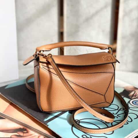 LOEWE罗意威 Mini Puzzle bag几何包 0338焦糖色18CM