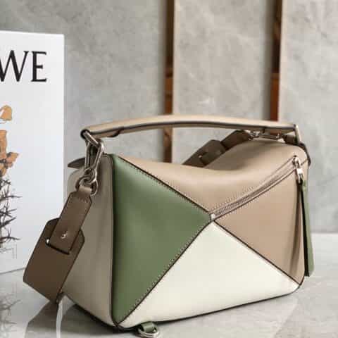 LOEWE罗意威 Puzzle bag 中号几何包 0160灰白绿拼色30CM