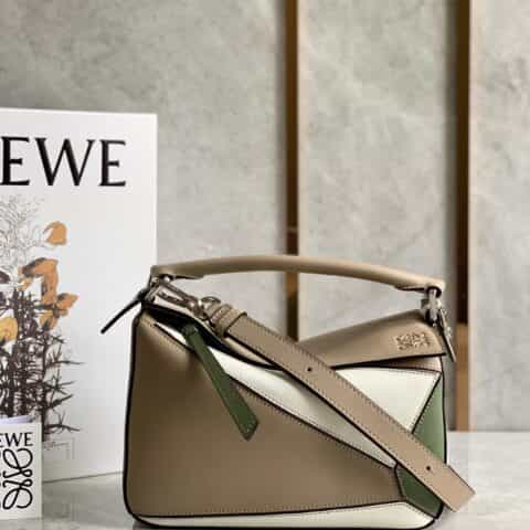 LOEWE罗意威 Puzzle bag 小号几何包 0189灰白绿拼色24CM