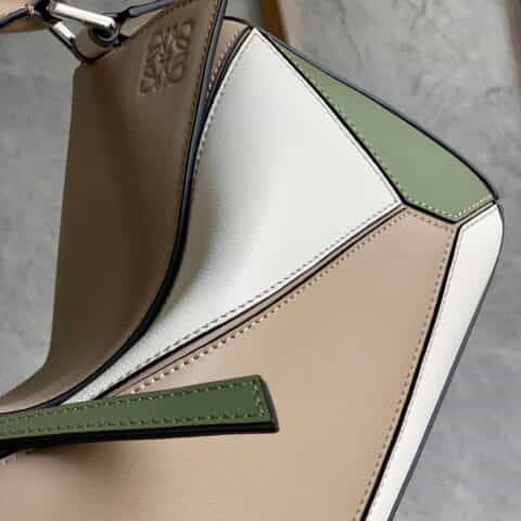 LOEWE罗意威 Puzzle bag 小号几何包 0189灰白绿拼色24CM