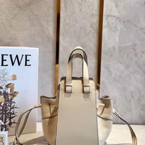 LOEWE罗意威 Hammock bag 吊床包 0500拼色