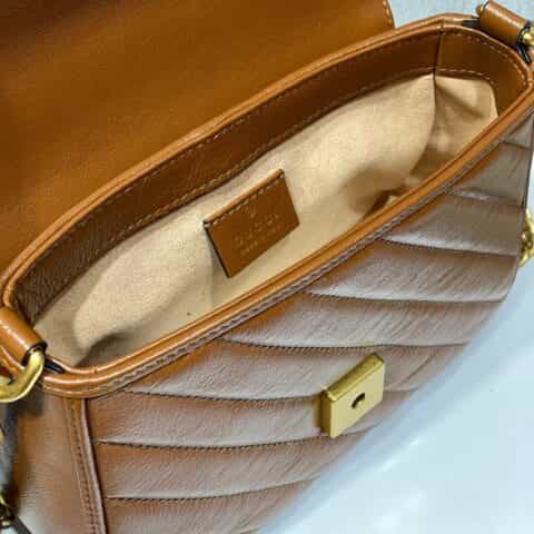 Gucci GG Marmont系列手提包 547260