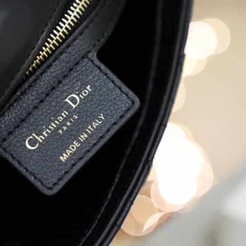Small Dior Caro Bag M9241UWHC_M900