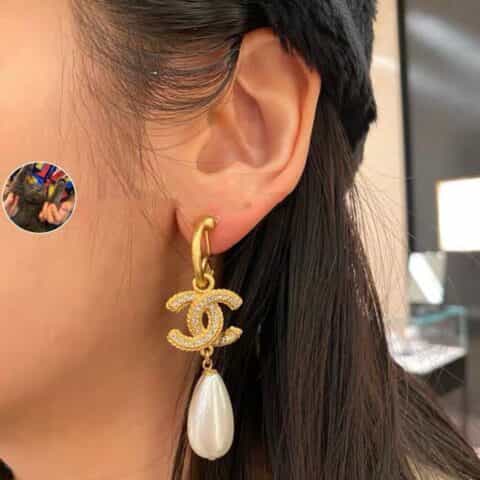 新款 CHANEL香奈儿双c满钻耳钉耳环