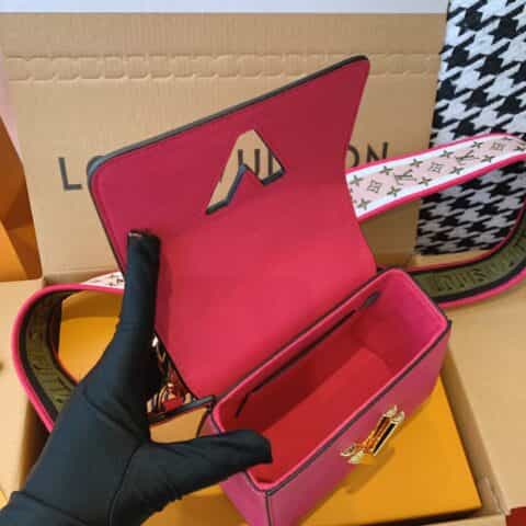 Louis Vuitton LV Twist Mini Bag M57063