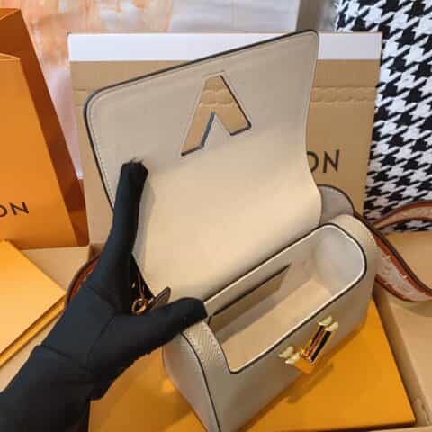 Louis Vuitton LV Twist PM Bag M57049