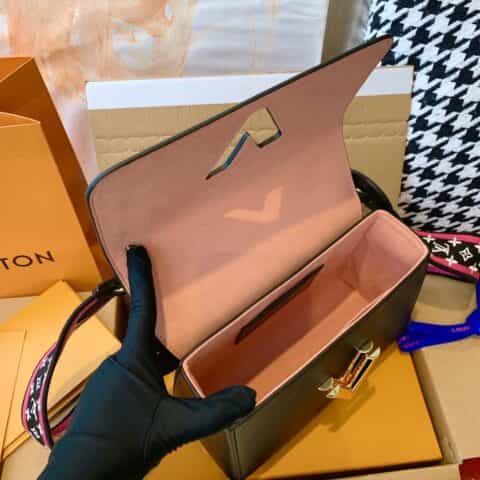 Louis Vuitton LV Twist MM Bag M57050