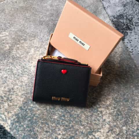 MIUMIU缪缪最新LOVE爱心系列进口山羊皮钱包5ML023
