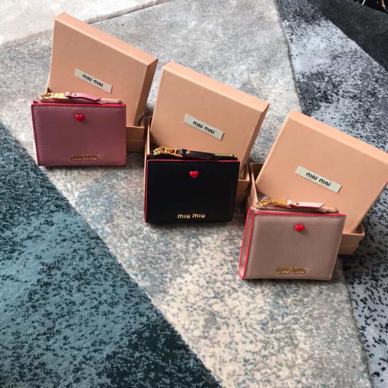 MIUMIU缪缪最新LOVE爱心系列进口山羊皮钱包5ML023