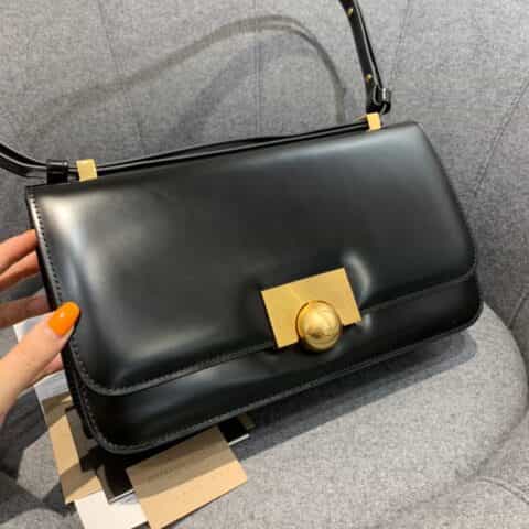 Bottega Veneta葆蝶家 Classic 28CM单肩斜挎包 578009平纹