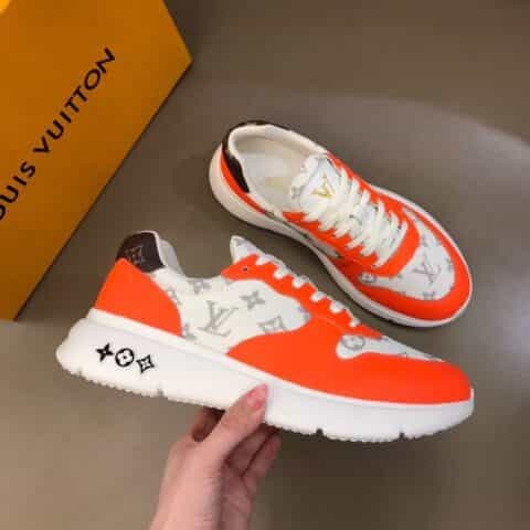 LV/路易威登   白色小牛皮拼接印花透气网面材质新品男士高端休闲运动鞋