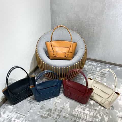 Bottega Veneta葆蝶家 Arco 48 Bag 575941平纹