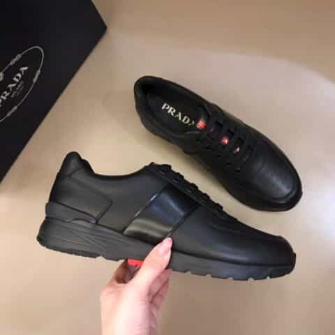 Prada普拉达   精选优质牛皮内里透气网布原单精品男士运动鞋