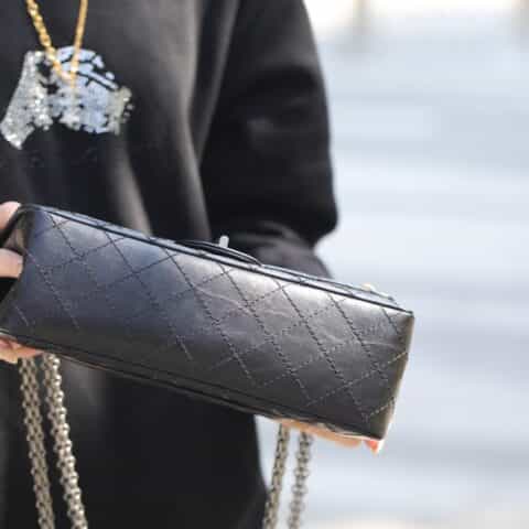 Chanel香奈儿 复刻2.55 reissue系列单肩斜挎包 A37587