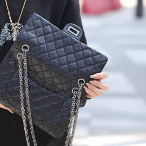 Chanel香奈儿 复刻2.55 reissue系列单肩斜挎包 A37587