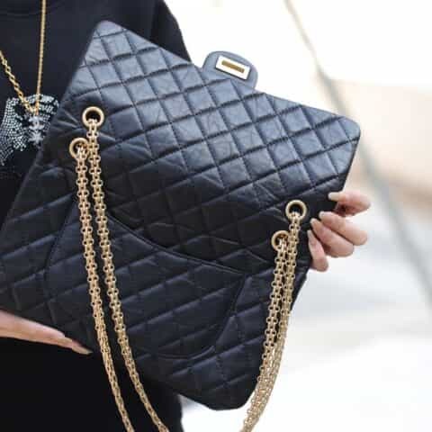 Chanel香奈儿 复刻2.55 reissue系列单肩斜挎包 A37587金扣