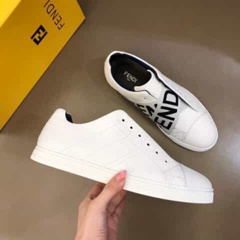 FENDI芬迪    进口头层小牛皮男士高端运动休闲鞋