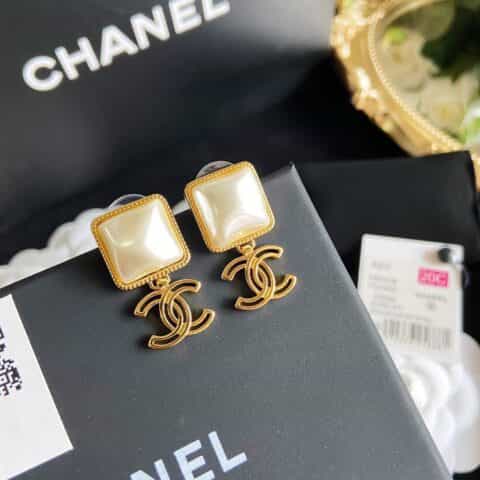 20新款CHANEL香奈儿双c耳钉耳环