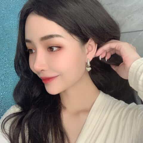 新款DIOR迪奥满钻桃心CD耳钉耳环