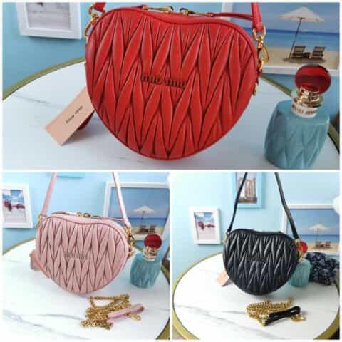 MIUMIU缪缪皱褶凸纹压花顶级进口Matelasse小羊皮桃心包5BH166