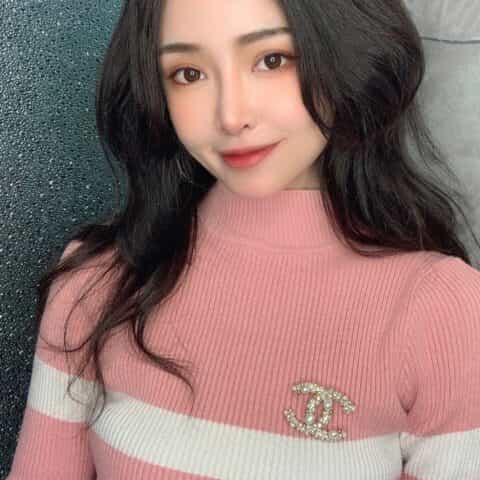 20新款CHANEL香奈儿双c粉珍珠胸针