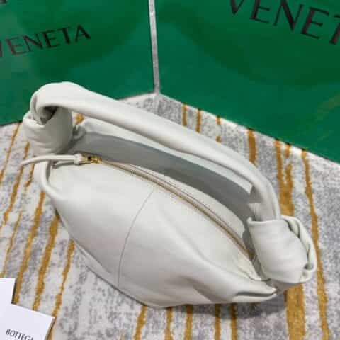 Bottega Veneta葆蝶家 Mini Bag 奶昔白629635