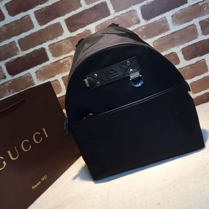 GUCCI古驰 TECHNO GUCCIS系列黑色牛皮双G印花男士双肩背包268184