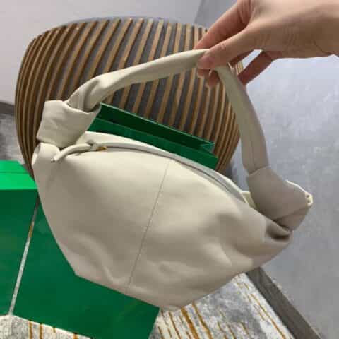 Bottega Veneta葆蝶家 Mini Bag 奶昔白629635