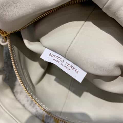 Bottega Veneta葆蝶家 Mini Bag 奶昔白629635