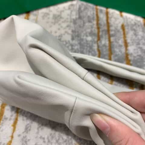 Bottega Veneta葆蝶家 Mini Bag 奶昔白629635