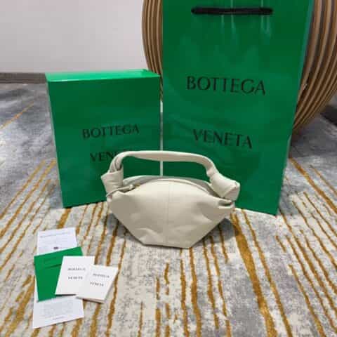 Bottega Veneta葆蝶家 Mini Bag 奶昔白629635