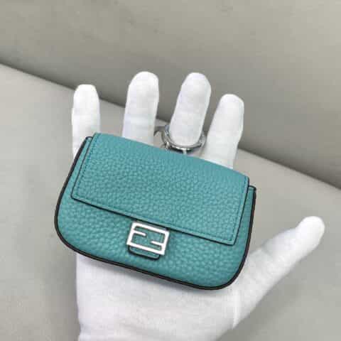 FENDI芬迪超迷你BAGUETTE零钱包315
