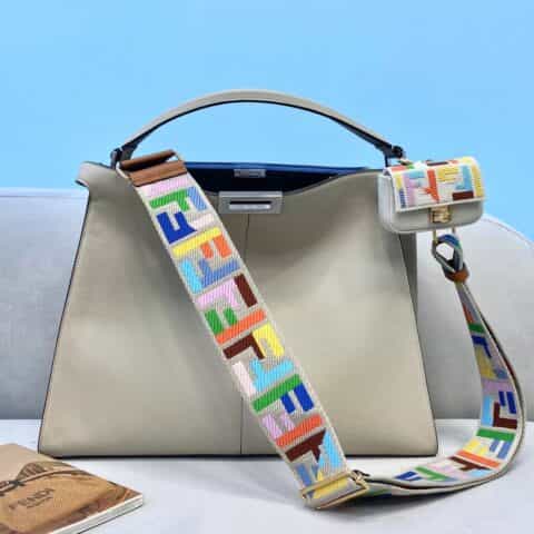 FENDI芬迪全牛皮大手提单肩包304