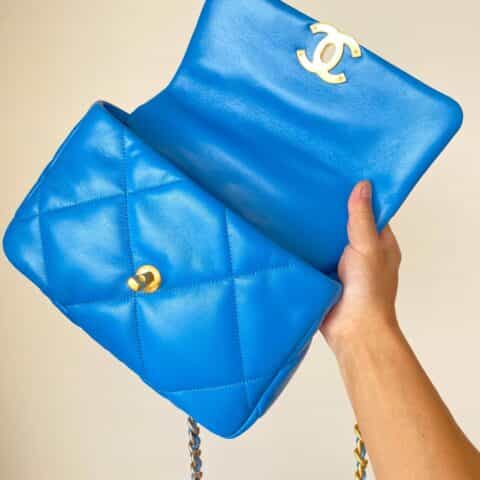 Chanel香奈儿 19 Flap Bag AS1160小号26CM蓝色