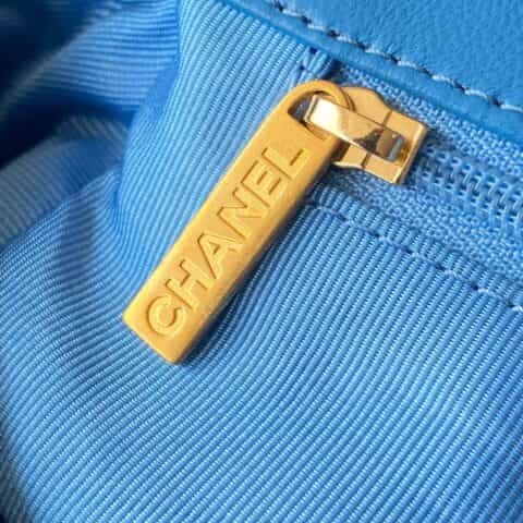 Chanel香奈儿 19 Flap Bag AS1160小号26CM蓝色
