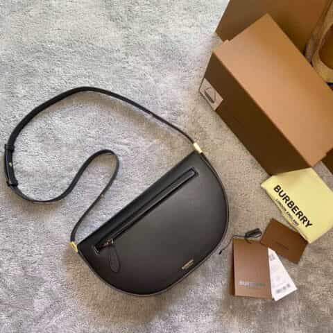 Burberry巴宝莉意大利鞣制皮革时装秀款肩背包