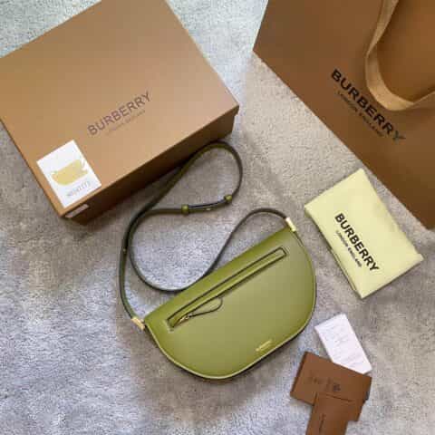 Burberry巴宝莉意大利鞣制皮革最新时装秀款肩背包7171