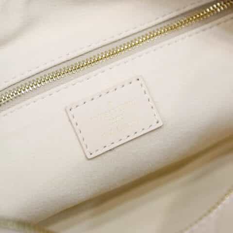 Louis Vuitton LV Petite Malle Souple盒子包 M45394