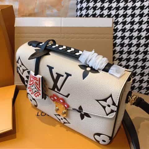Louis Vuitton LV Crafty Pochette Métis邮差包 M45384