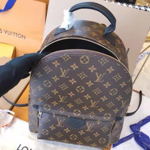 Louis Vuitton LV Palm Springs MM 中号双肩包 M44874