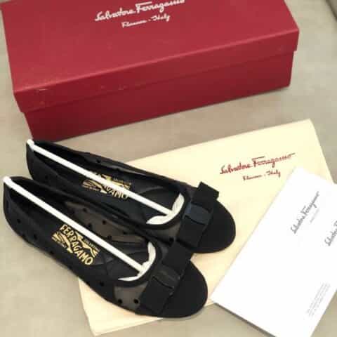 SF salvatore Ferragamo  菲拉格慕春夏新款波点网纱面圆头高跟中跟平底