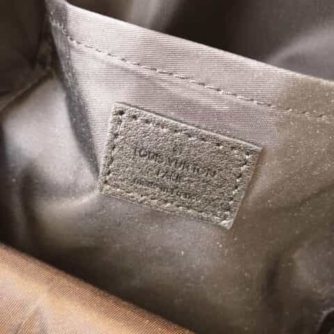 Louis Vuitton LV Palm Springs PM 小号双肩包 M44871