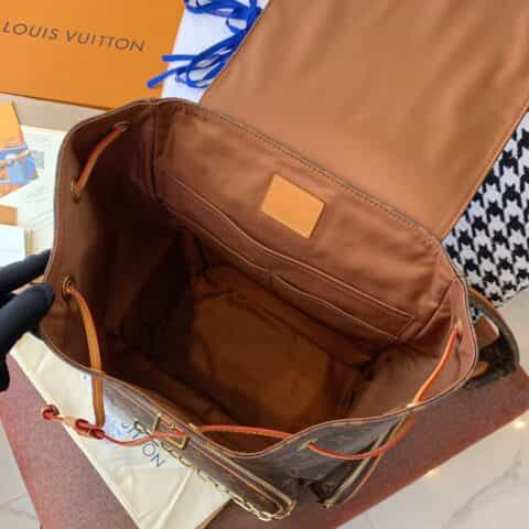 Louis Vuitton LV Trio双肩包 M44658