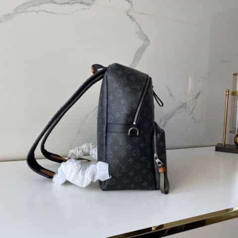 Louis Vuitton LV Discovery双肩包 M45218
