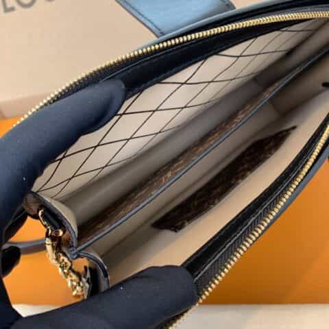 Louis Vuitton LV Trunk Clutch软箱子包 M43596